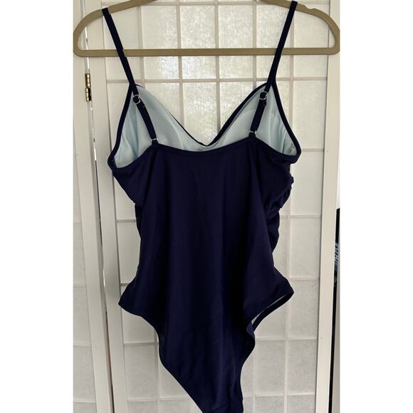 CUPSHE‎ One Piece Navy Blue Ruched Adjustable Straps Swimsuit Size Large NWT - Picture 3 of 9